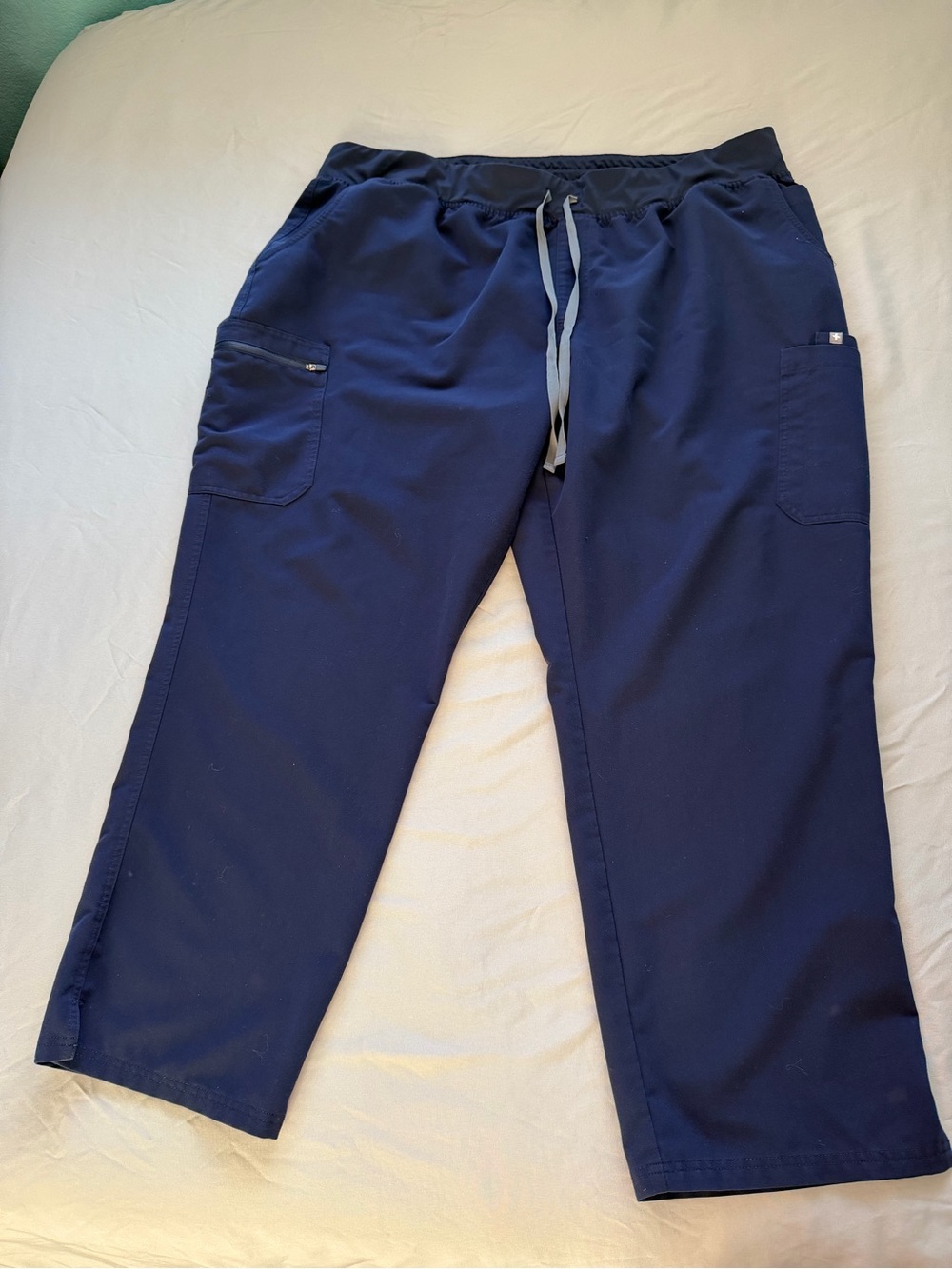 Figs Women’s Navy Yola Scrub Pants